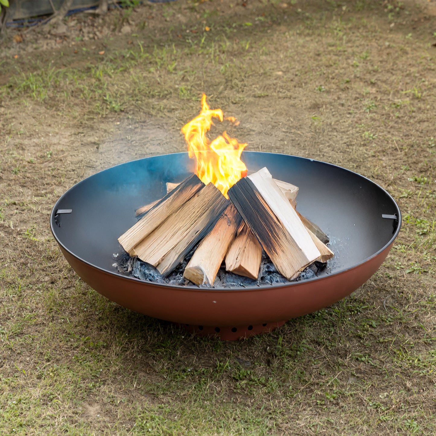 31.75 Inch Black Fuego Metal Round Firepit With Mesh Guard