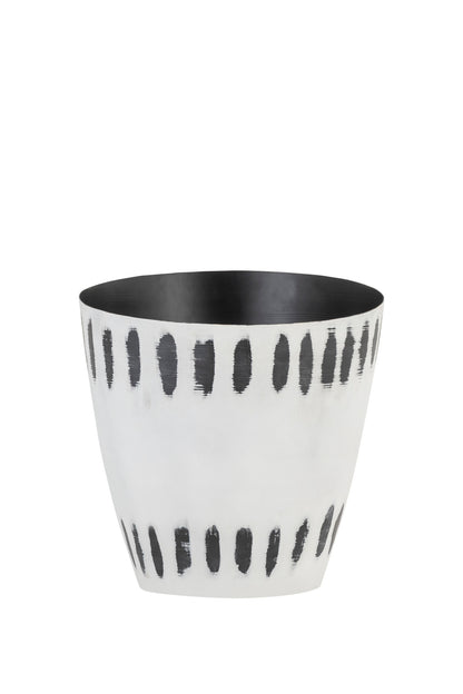 DASH WITH SLOPY TOP WHITE BLACK METAL PLANTER