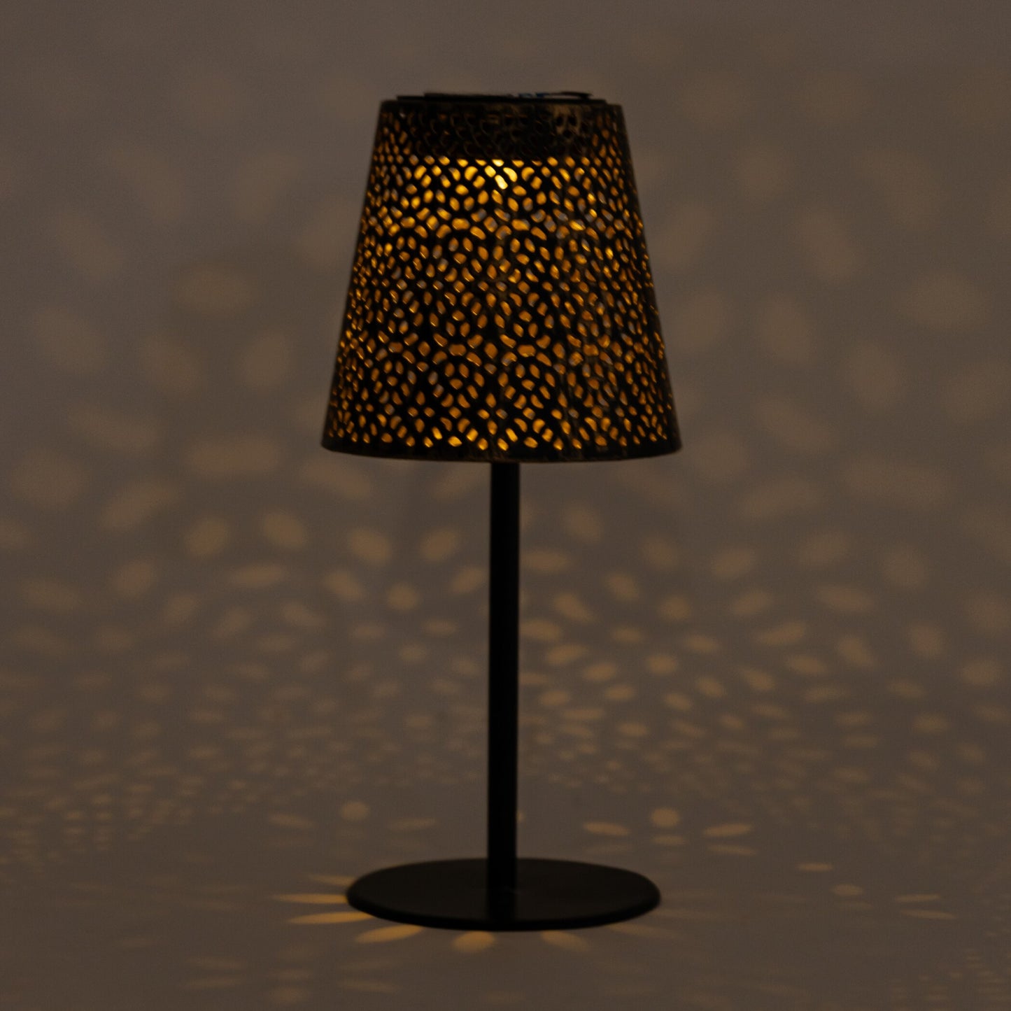 SOLAR MUNIR BLACK COPPER METAL TABLE LAMP