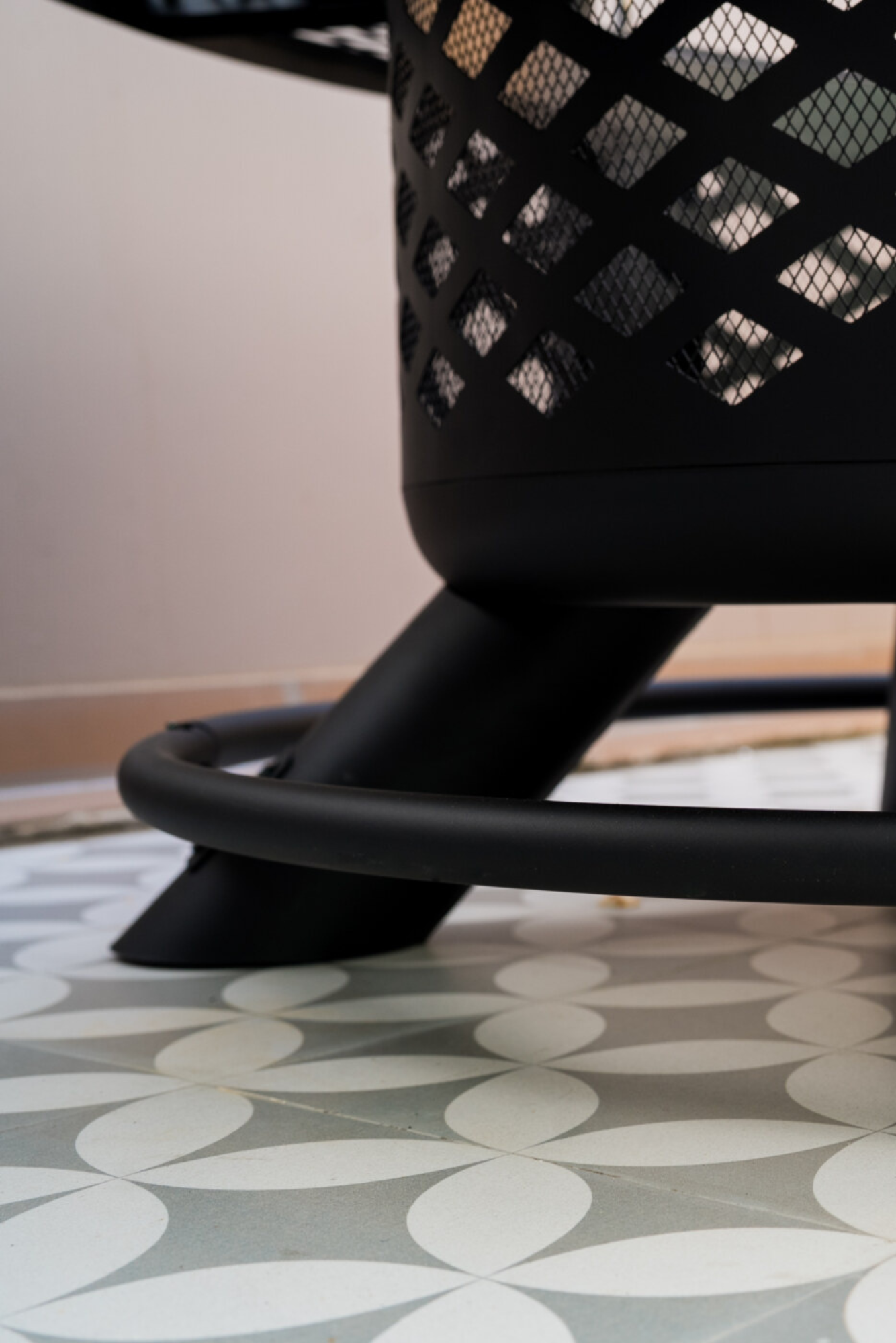 Ember Cove 360° Multifunction Fire Pit & Grill