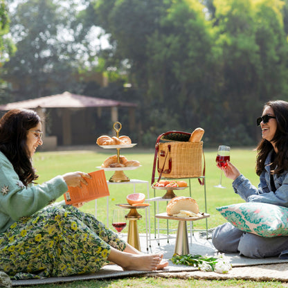 Carla 2-Tier Server Ware Platter