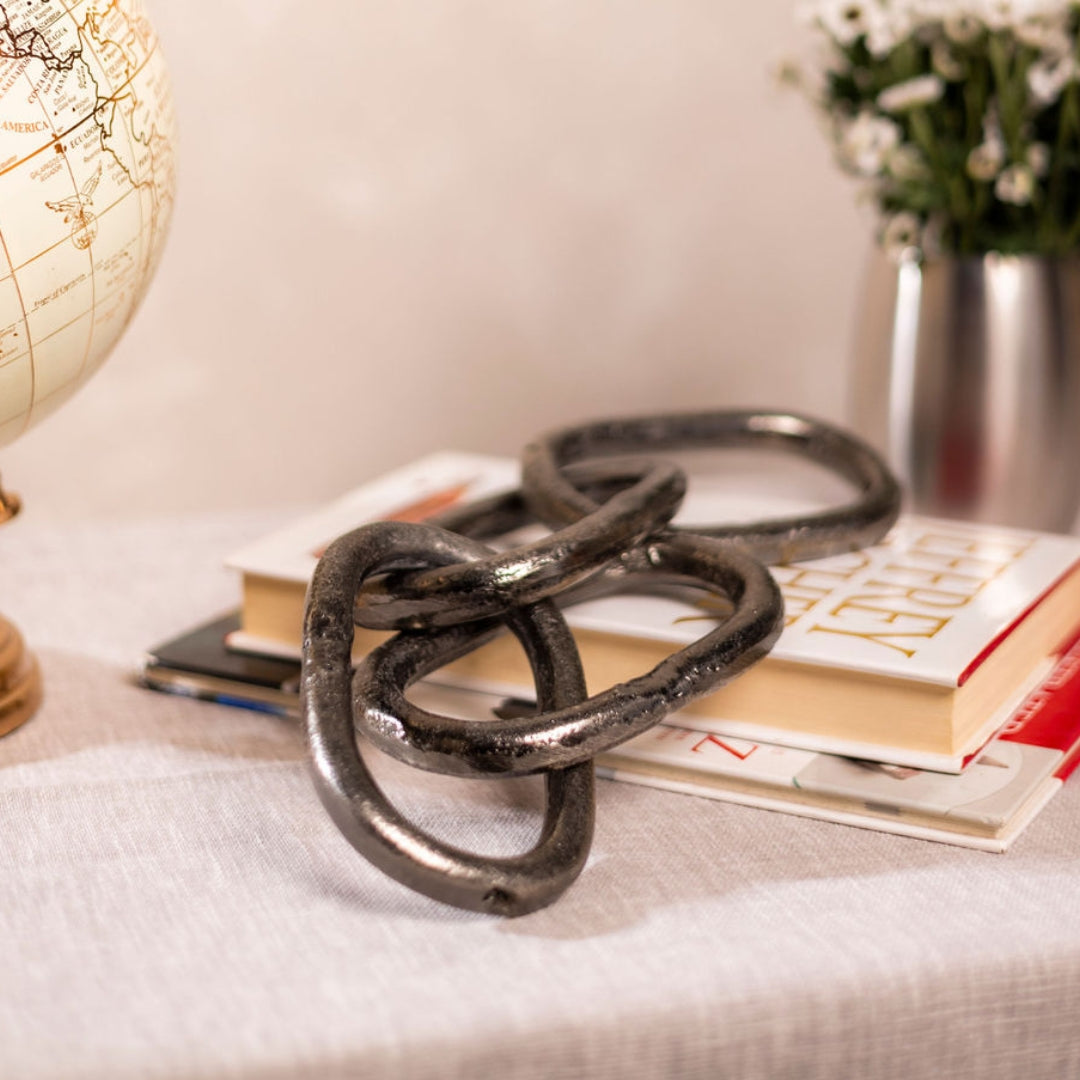 Oblong Links Antique Grey Metal Decor Object