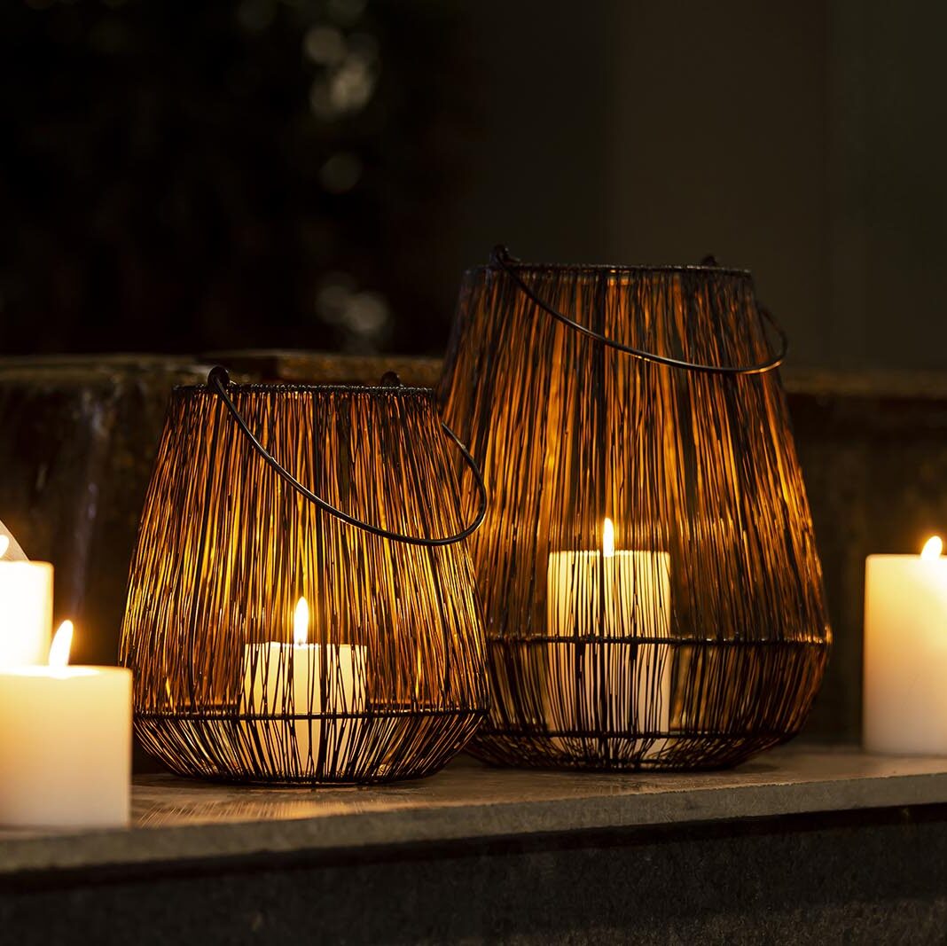 PEAR MESH BLACK METAL LANTERN