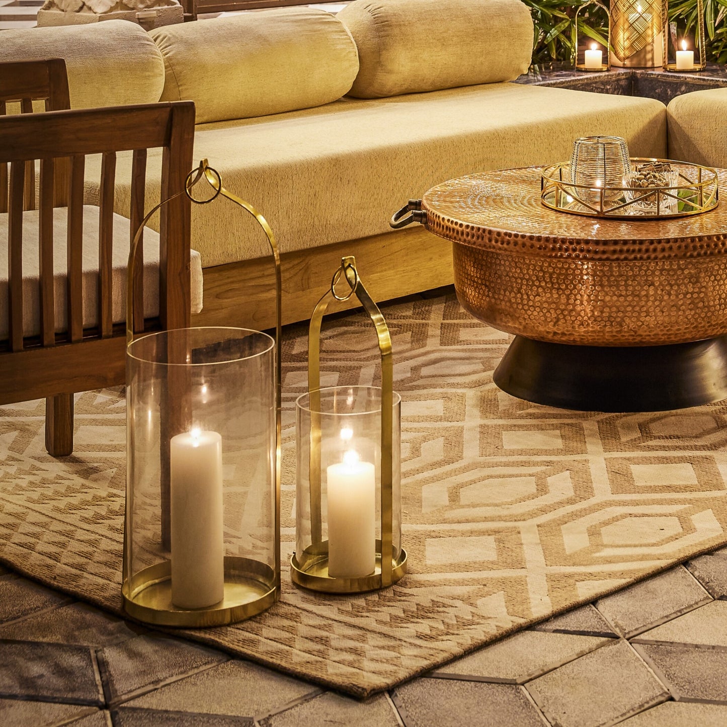 TEMPLE ARN GOLD METAL LANTERN