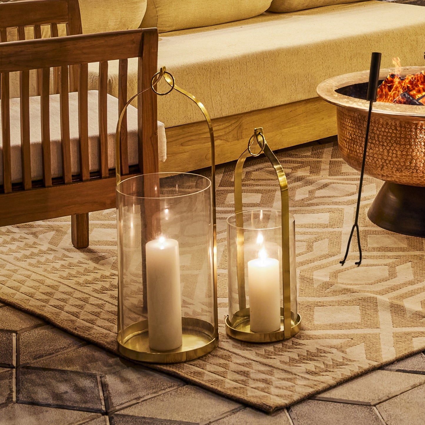 TEMPLE ARN GOLD METAL LANTERN