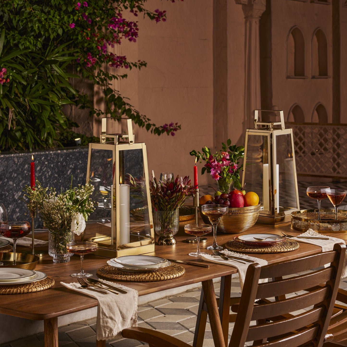 GLOW GOLD (HT) GOLD METAL LANTERN