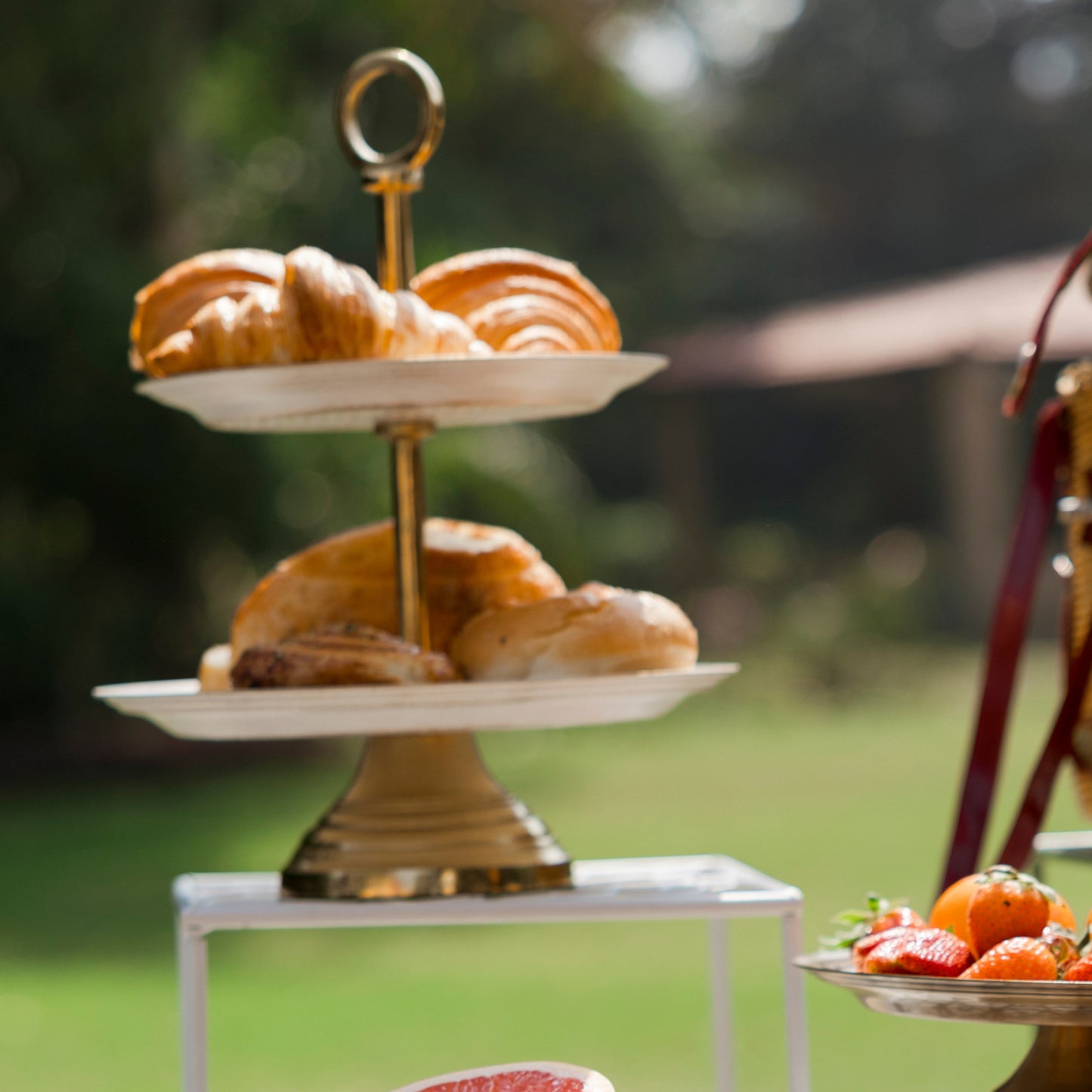 Carla 2-Tier Server Ware Platter