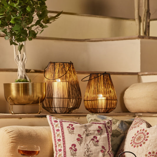 PEAR MESH BLACK METAL LANTERN