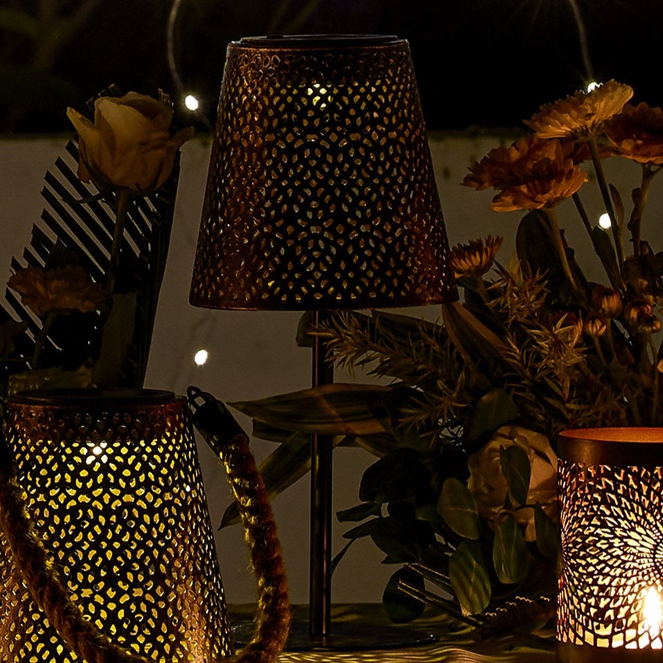 SOLAR MUNIR BLACK COPPER METAL TABLE LAMP