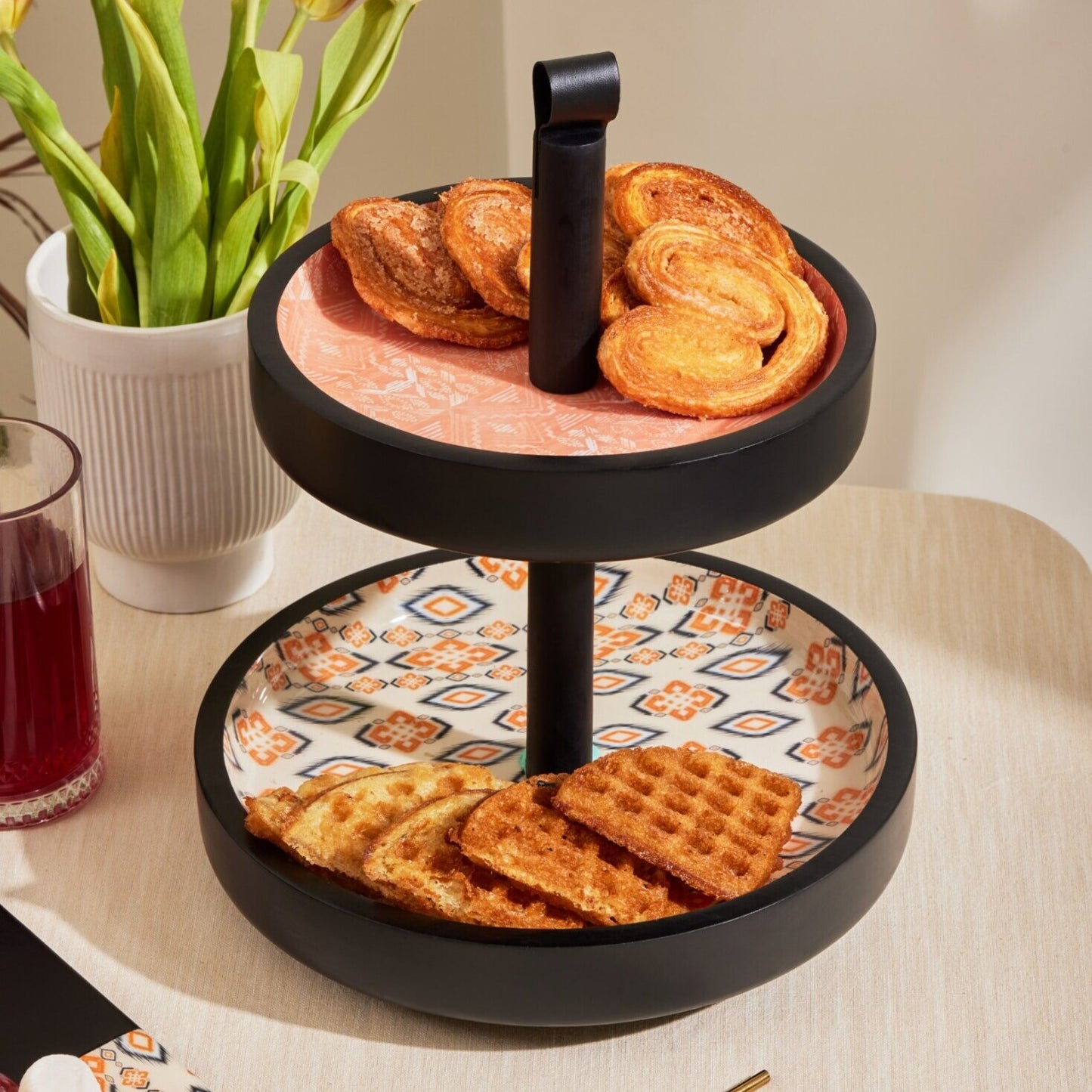 CARRA 2-tier Serving Stand - Coral Black