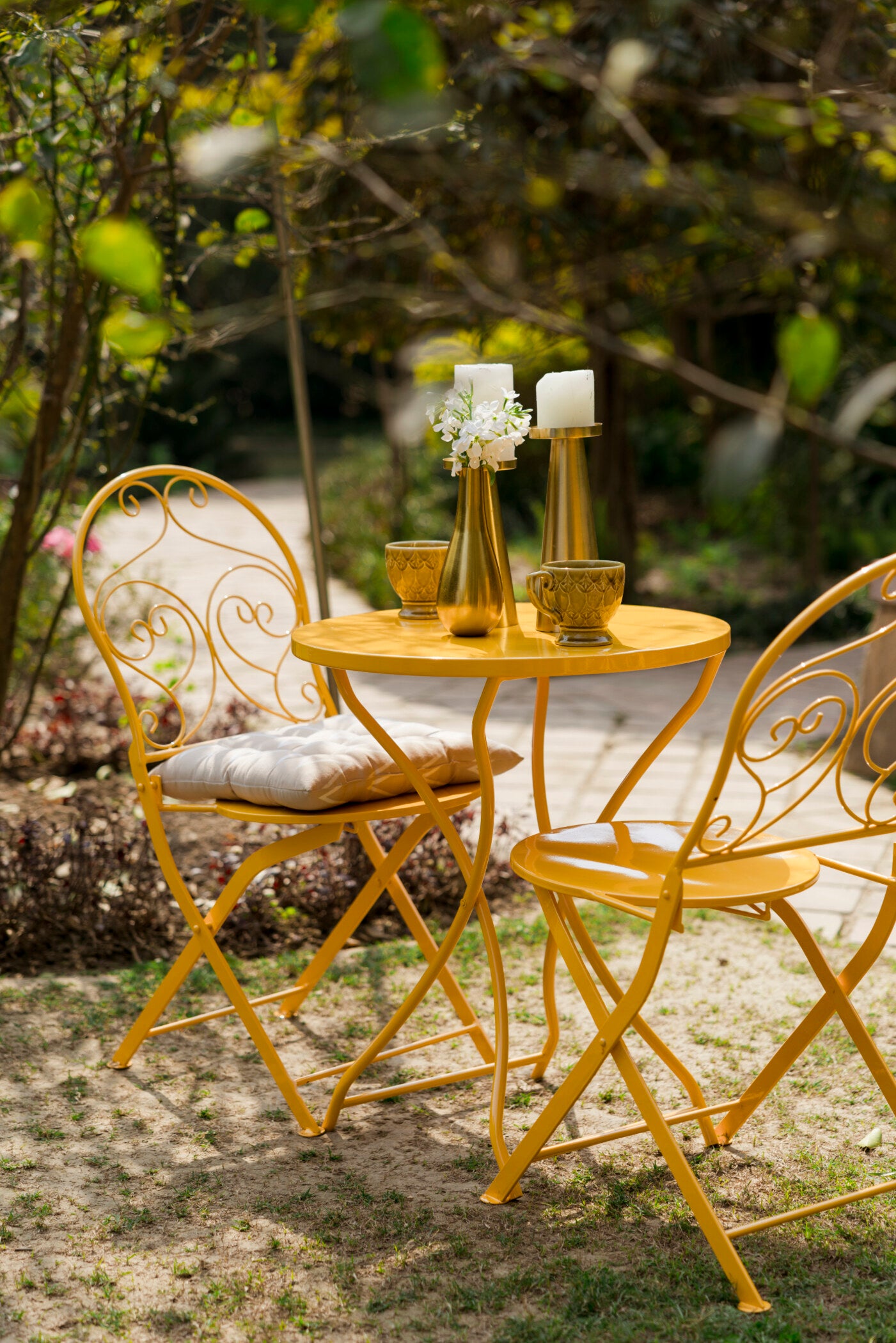 French Cafe Bistro Metal Table & 2 Chair's Set