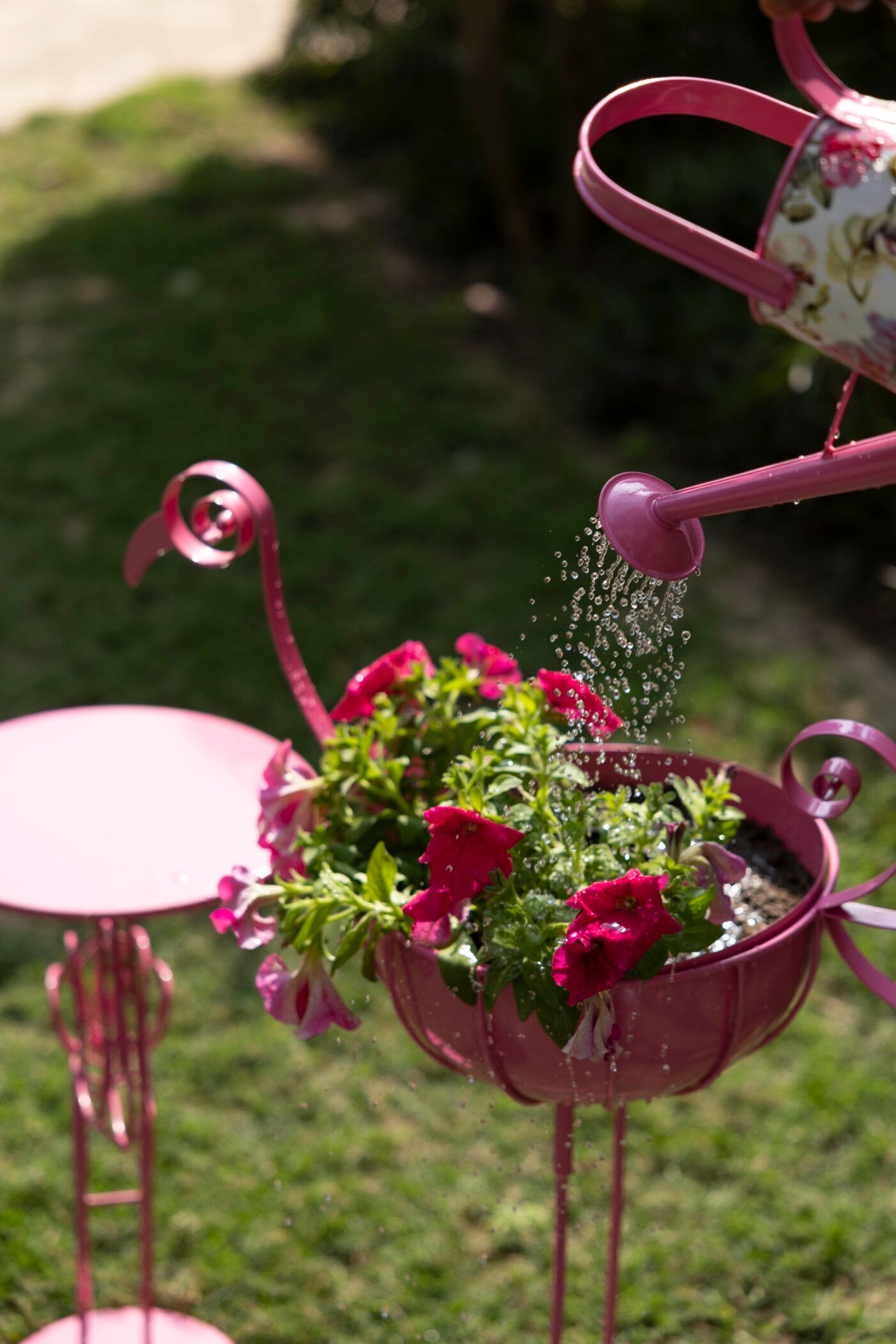 Flamingo Metal Plant Stand Set of 2