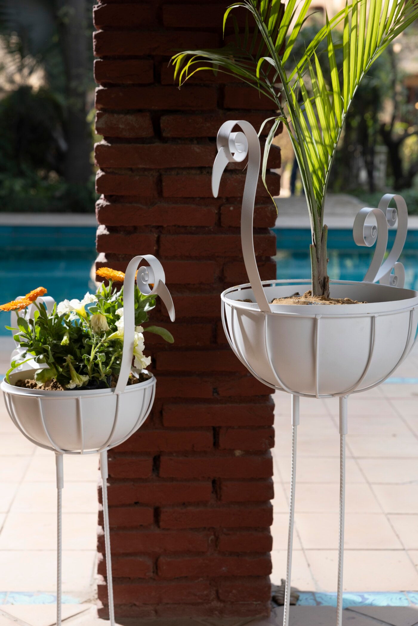 Flamingo Metal Plant Stand Set of 2