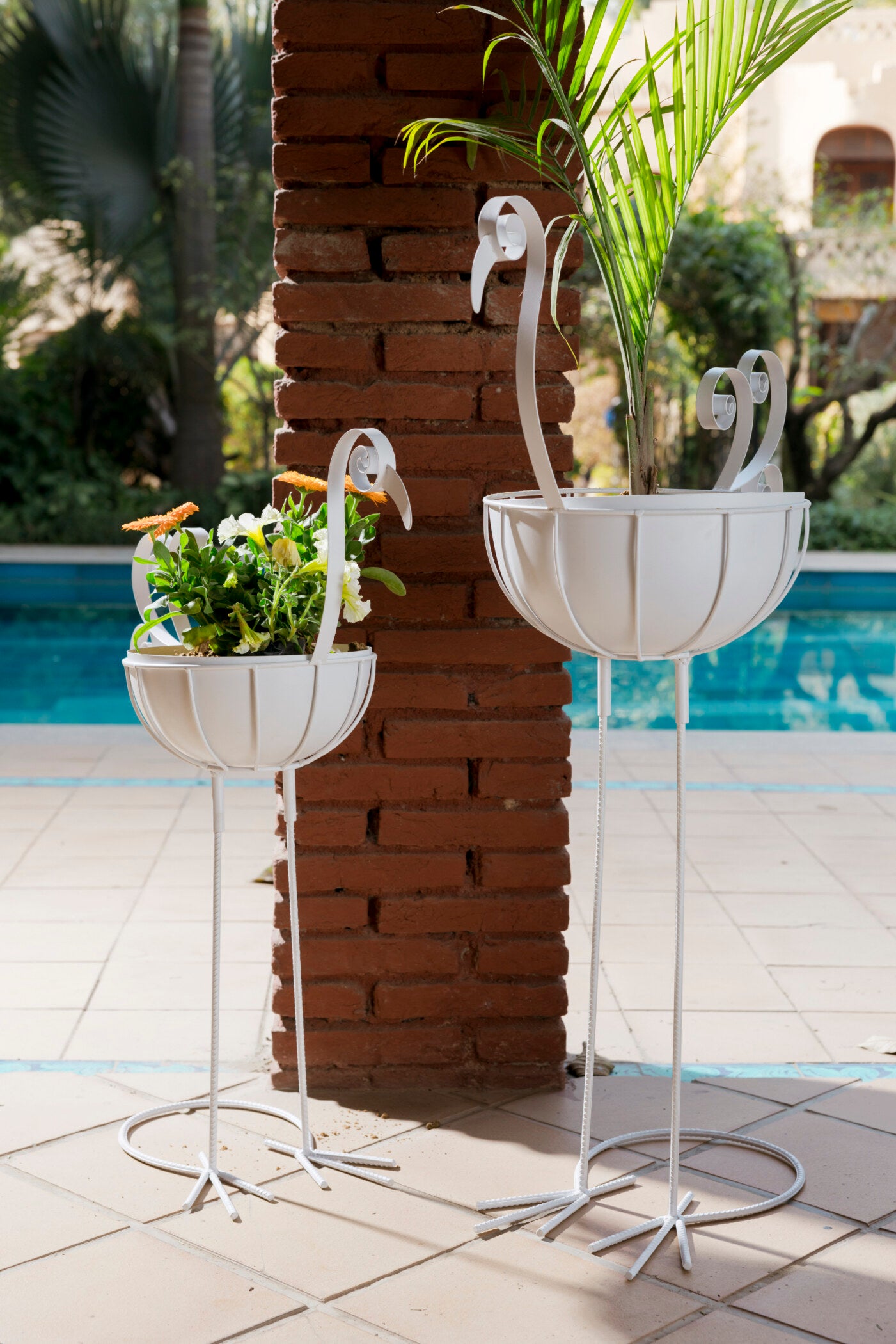 Flamingo Metal Plant Stand Set of 2