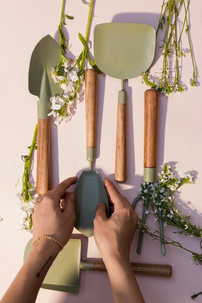 Metal Wood Garden Tool Set