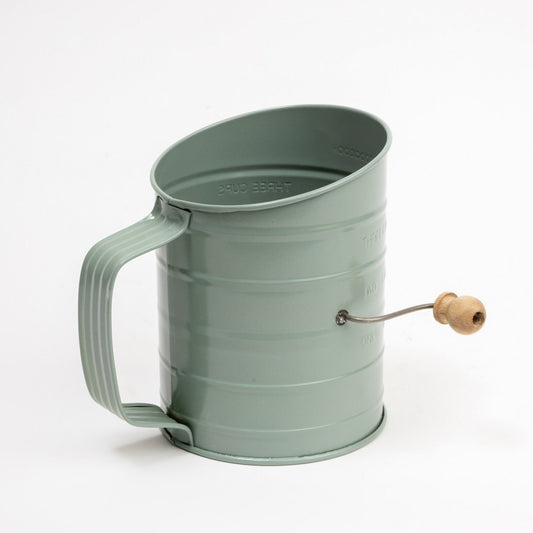 CEDAZO STEEL FLOUR SIFTER - GREEN