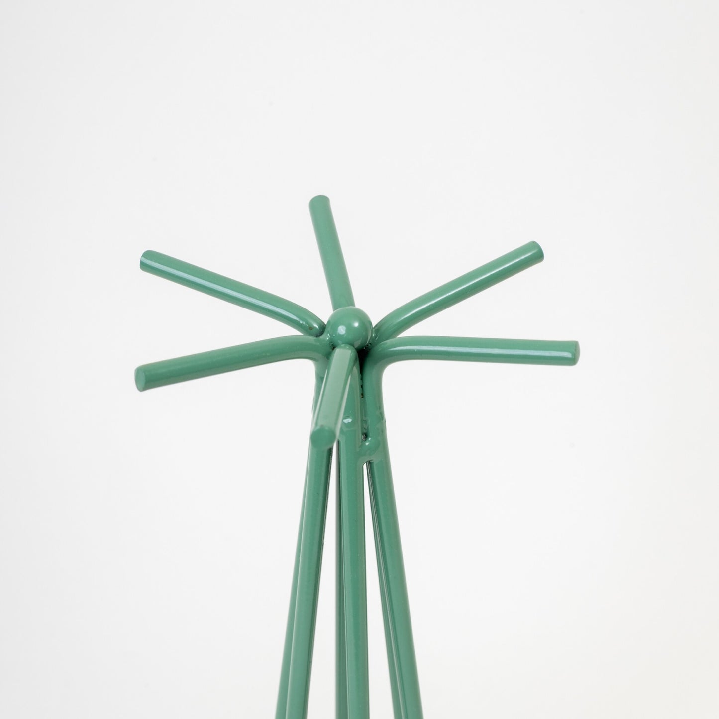 TRIPOD METAL JEWEL ORGANISER