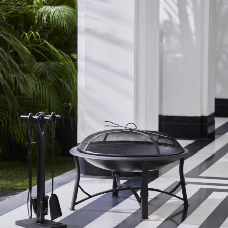 PALEMO - 29.3 Inch Outdoor Iron Fire Pit Set with Airflow technology