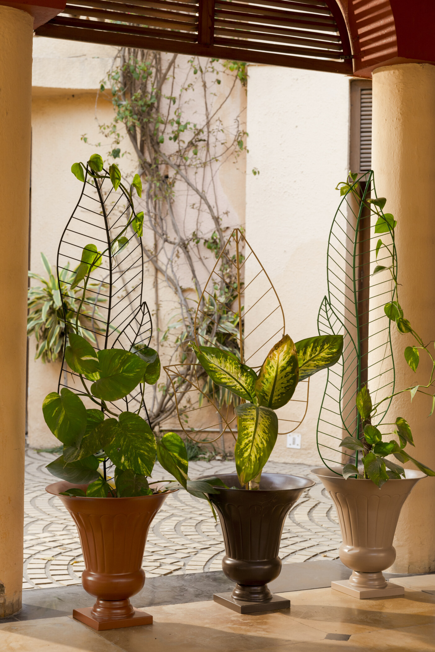 Leaf Metal Plant Supporter - Set of 3 - Image 3